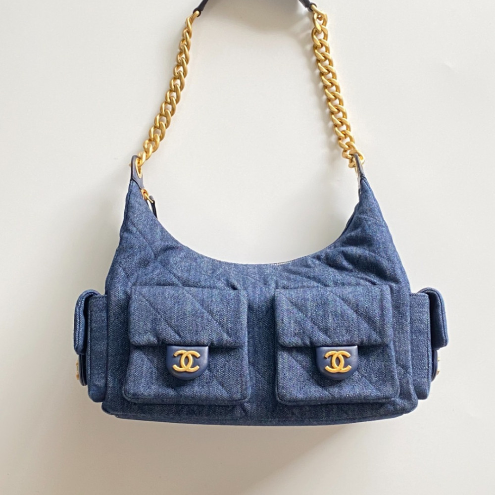 Chanel 25C Large HOBO Hippie Bag