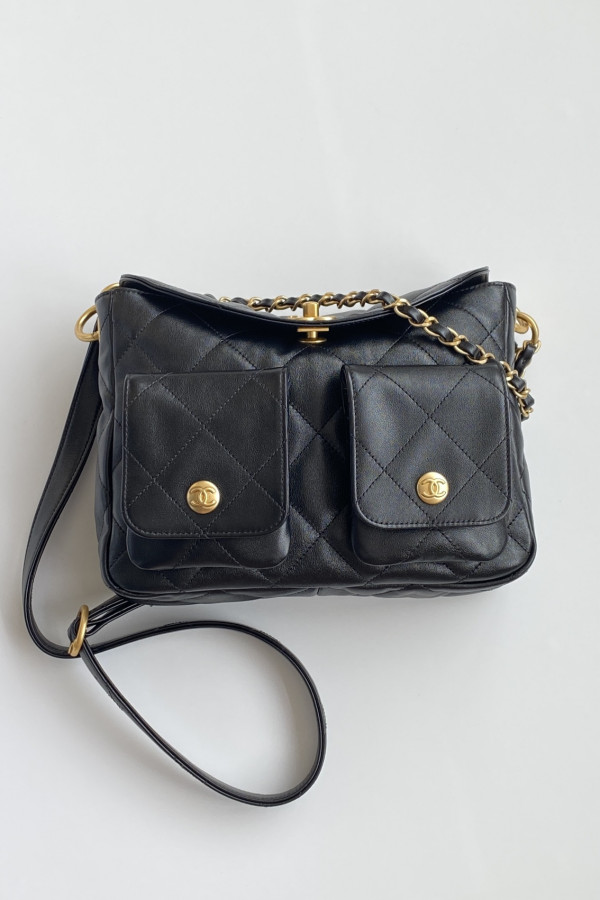 Chanel 24P lambskin Hippie Hobo underarm bag! 