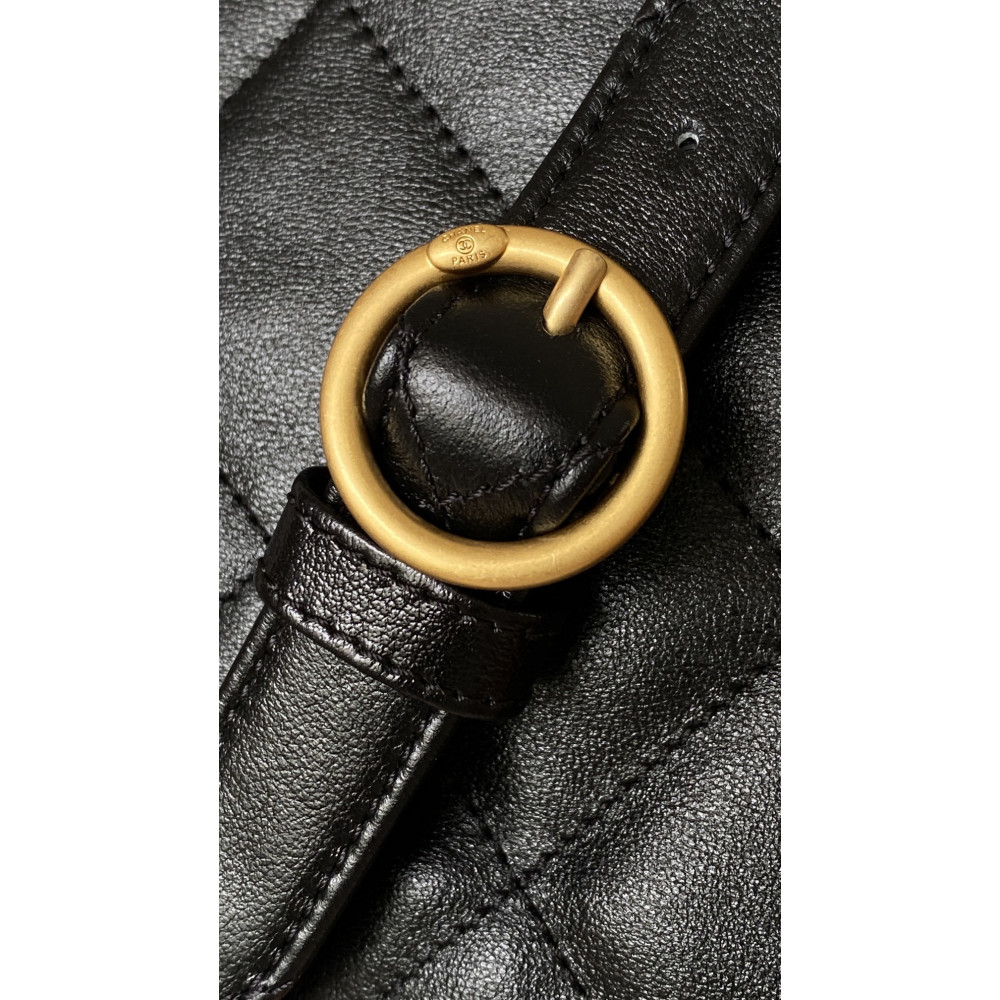 Chanel 24P lambskin Hippie Hobo underarm bag! 