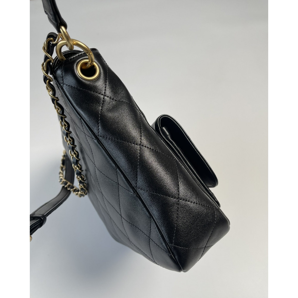 Chanel 24P lambskin Hippie Hobo underarm bag! 