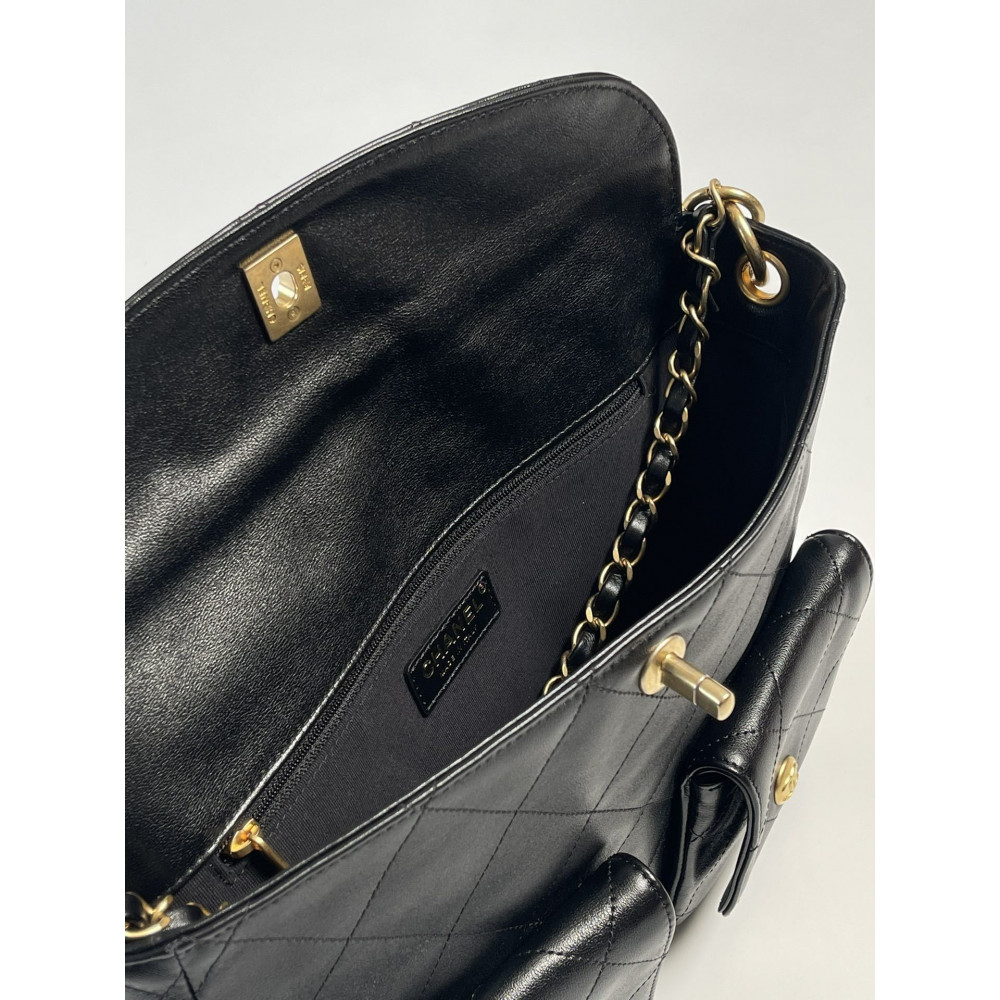 Chanel 24P lambskin Hippie Hobo underarm bag! 