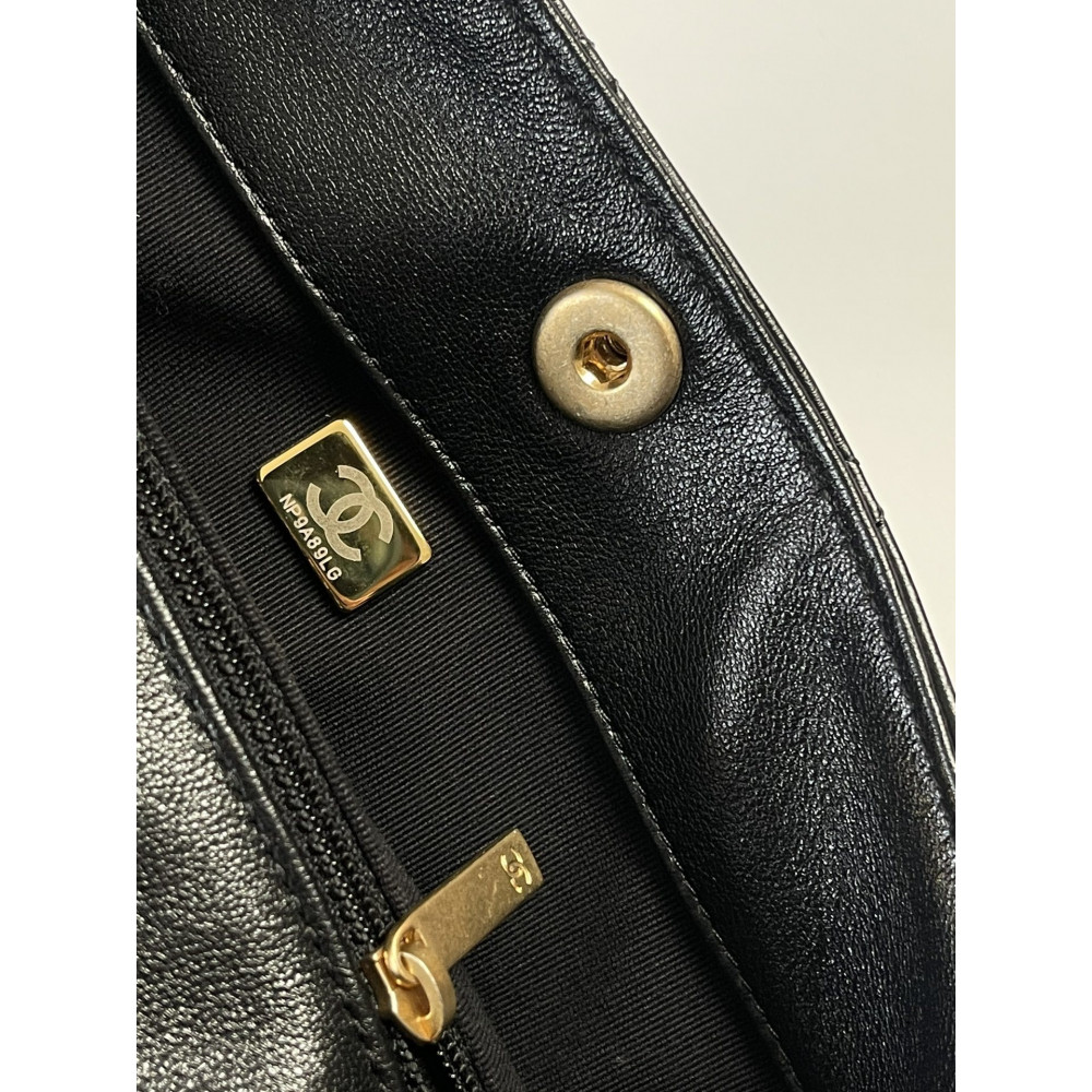 Chanel 24P lambskin Hippie Hobo underarm bag! 