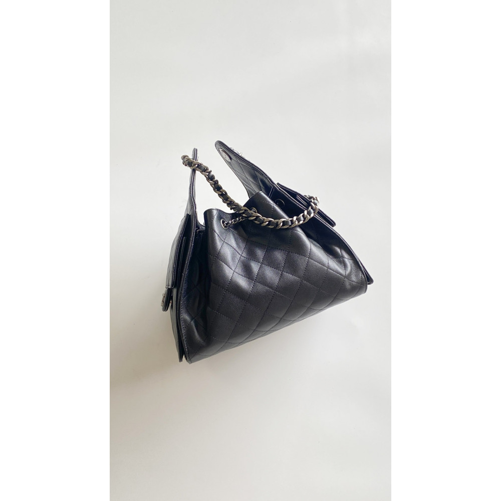 Chanel Small 25Bag – Small Size in Black