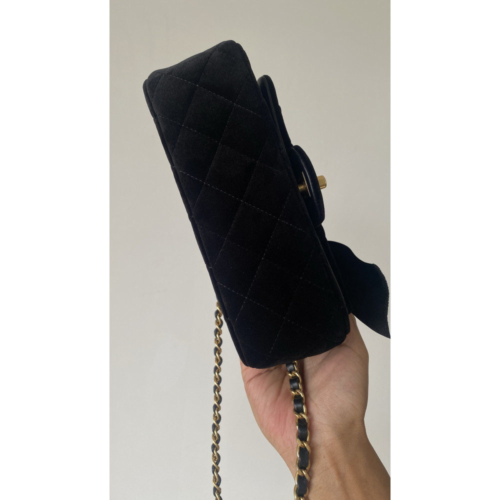 Chanel 25K CF Mini Woven Handle Flap Bag,