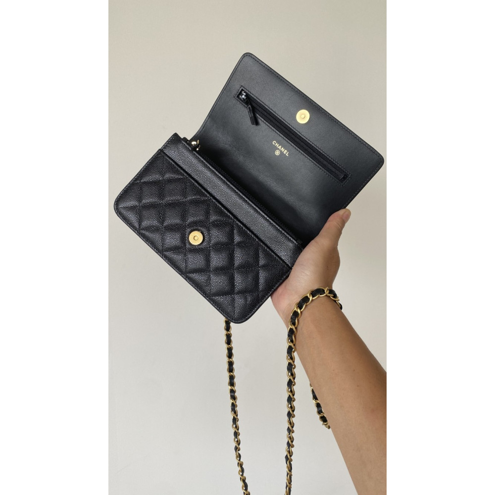 ✨ Chanel WOC Openwork Handle Bag