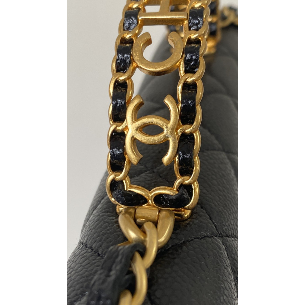 ✨ Chanel WOC Openwork Handle Bag