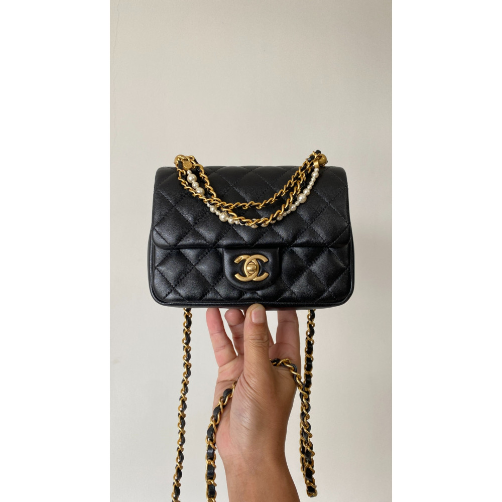 Chanel 24P NEW Pearl Chain Square Boy Bag