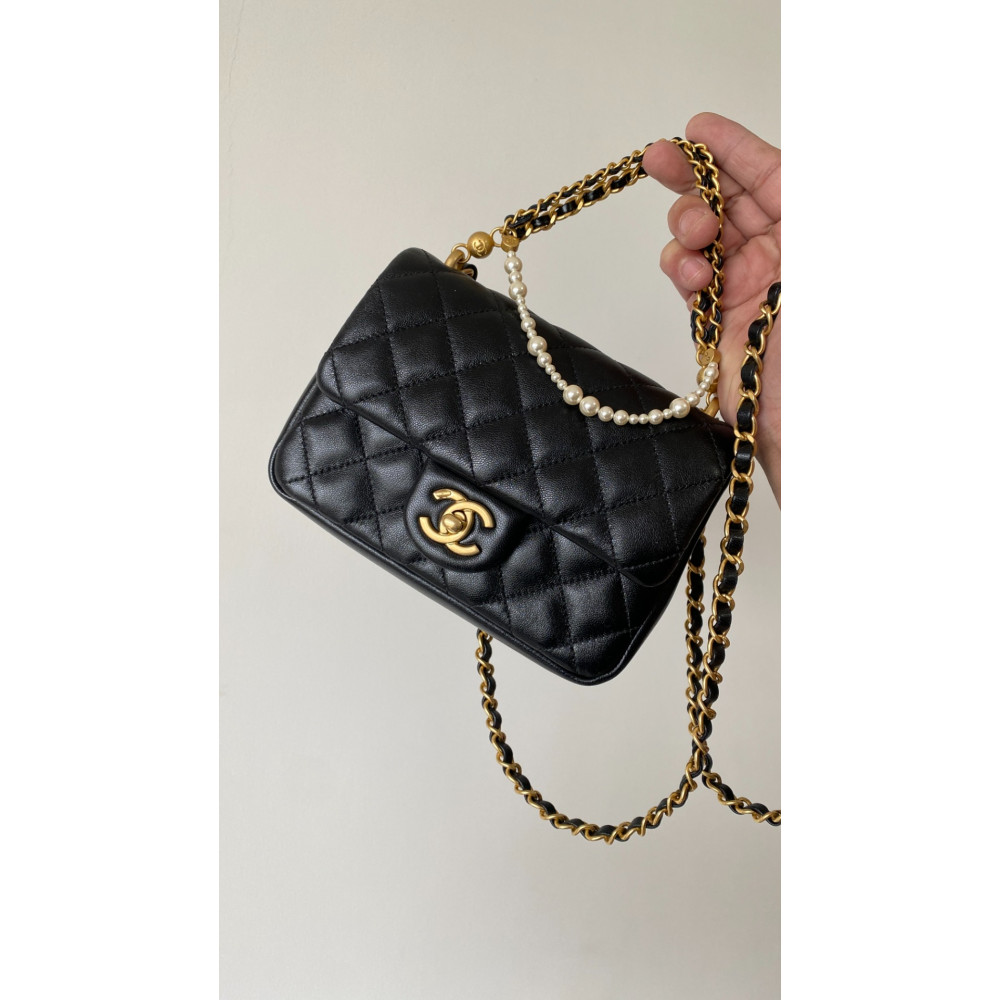 Chanel 24P NEW Pearl Chain Square Boy Bag