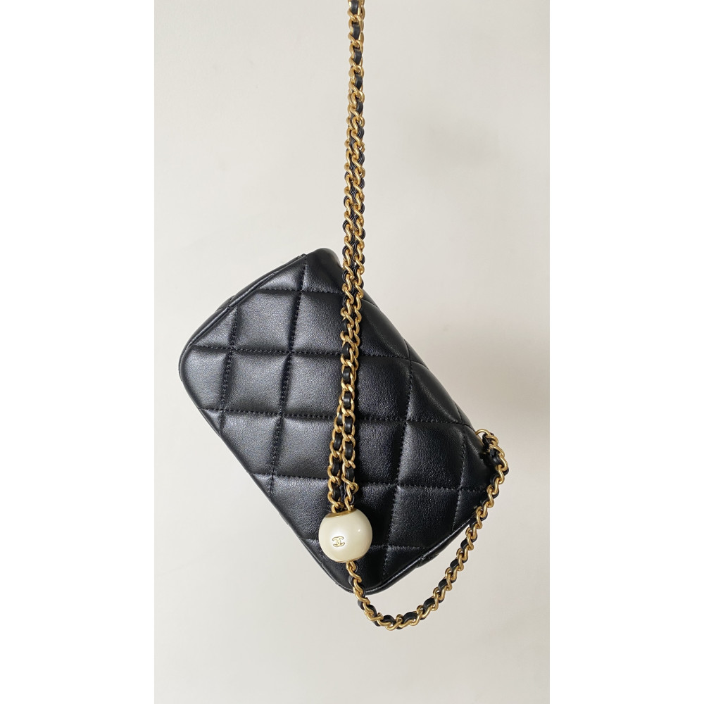 Chanel 24S New Arrival: "Square Plump Mini"