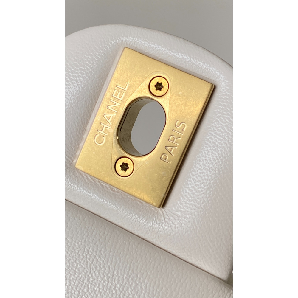 Chanel 24S New Arrival: Double Pearl Detail! Adjustable Closure! "Square Plump Mini"