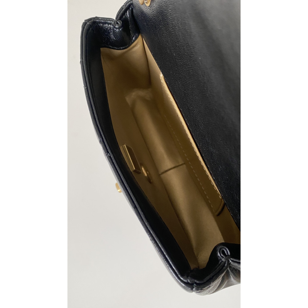 Chanel 24SS new arrival with double pearls! 