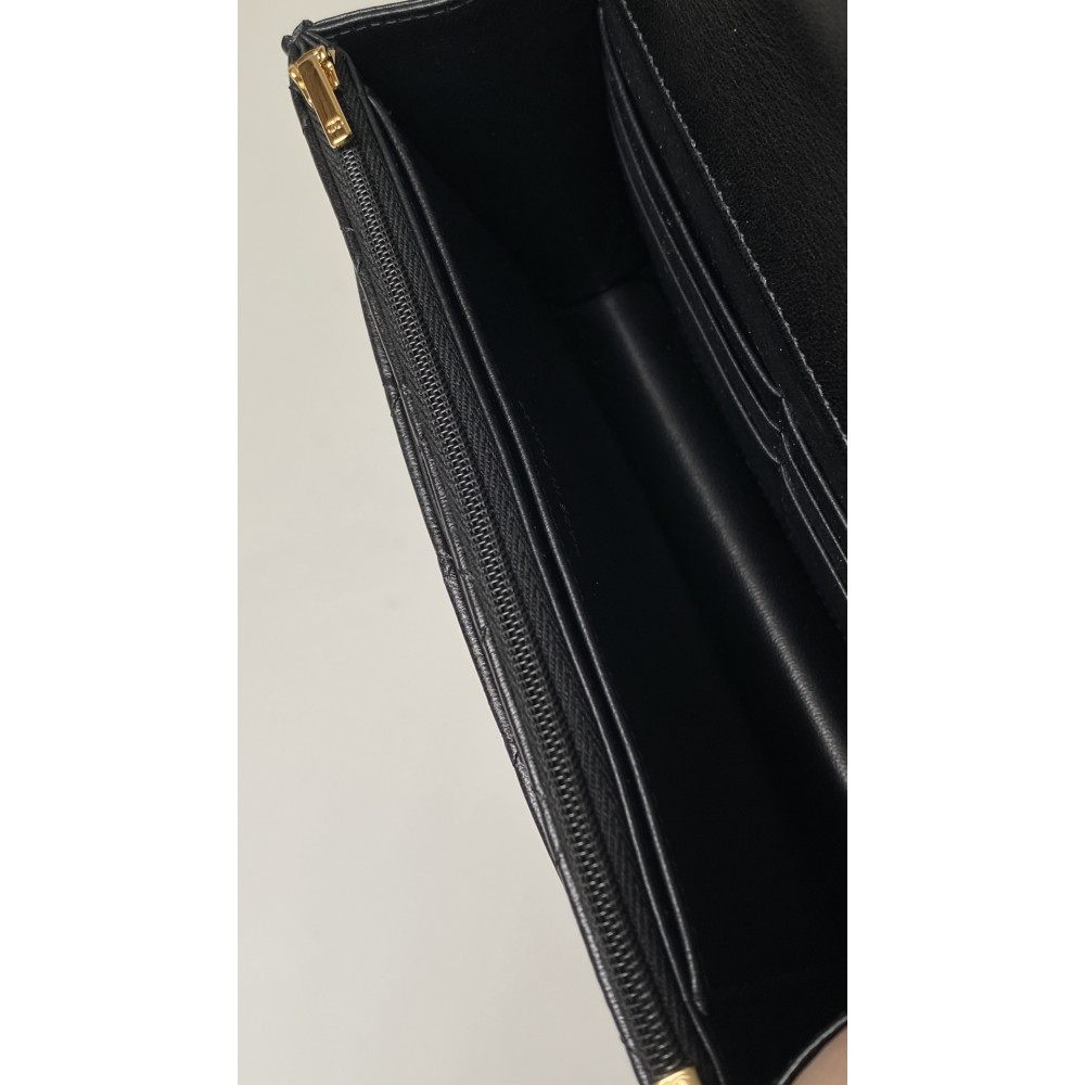 Chanel 25B New Handle Style Woc