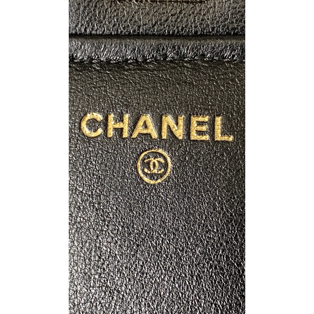 Chanel 25B New Handle Style Woc