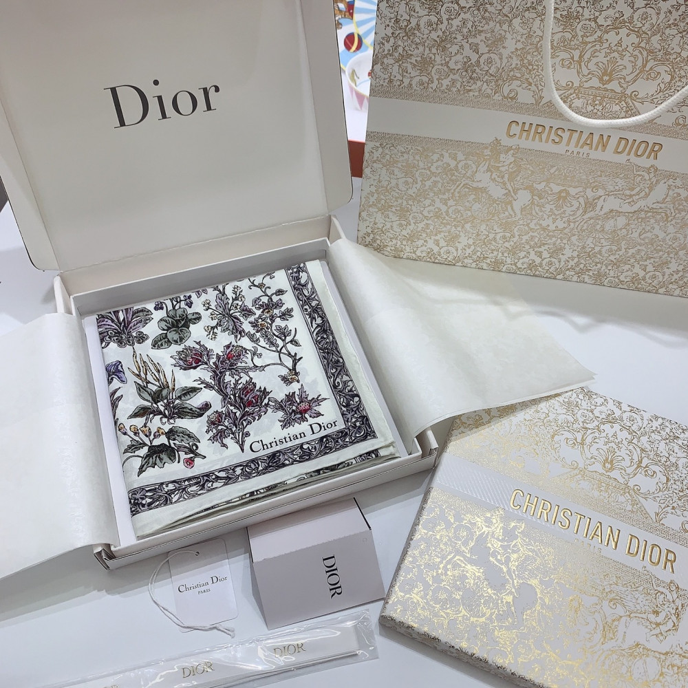 Dior 100% Mulberry Silk 90cm Scarf!  