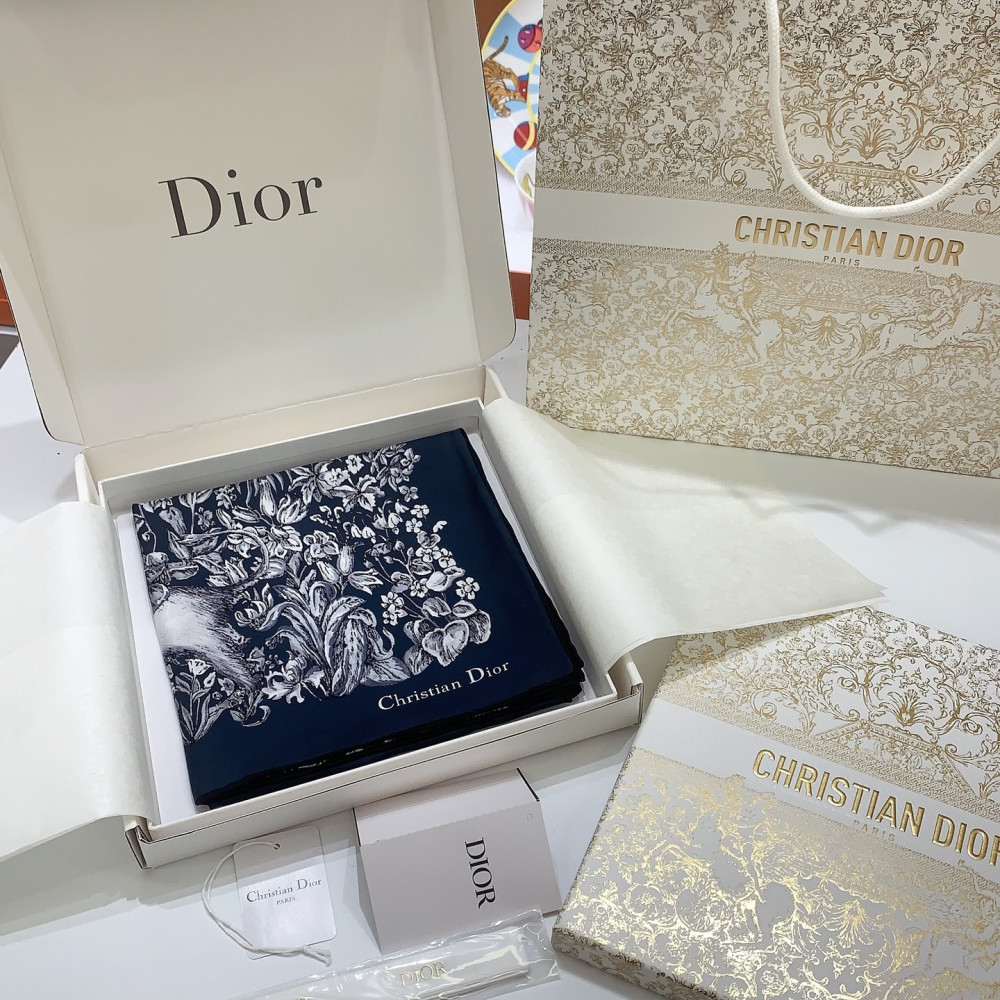 Dior 100% Mulberry Silk 90cm Scarf!  