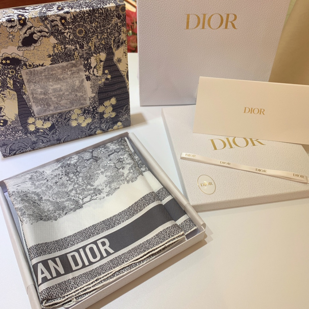 Dior 100% Mulberry Silk 90cm Scarf!  