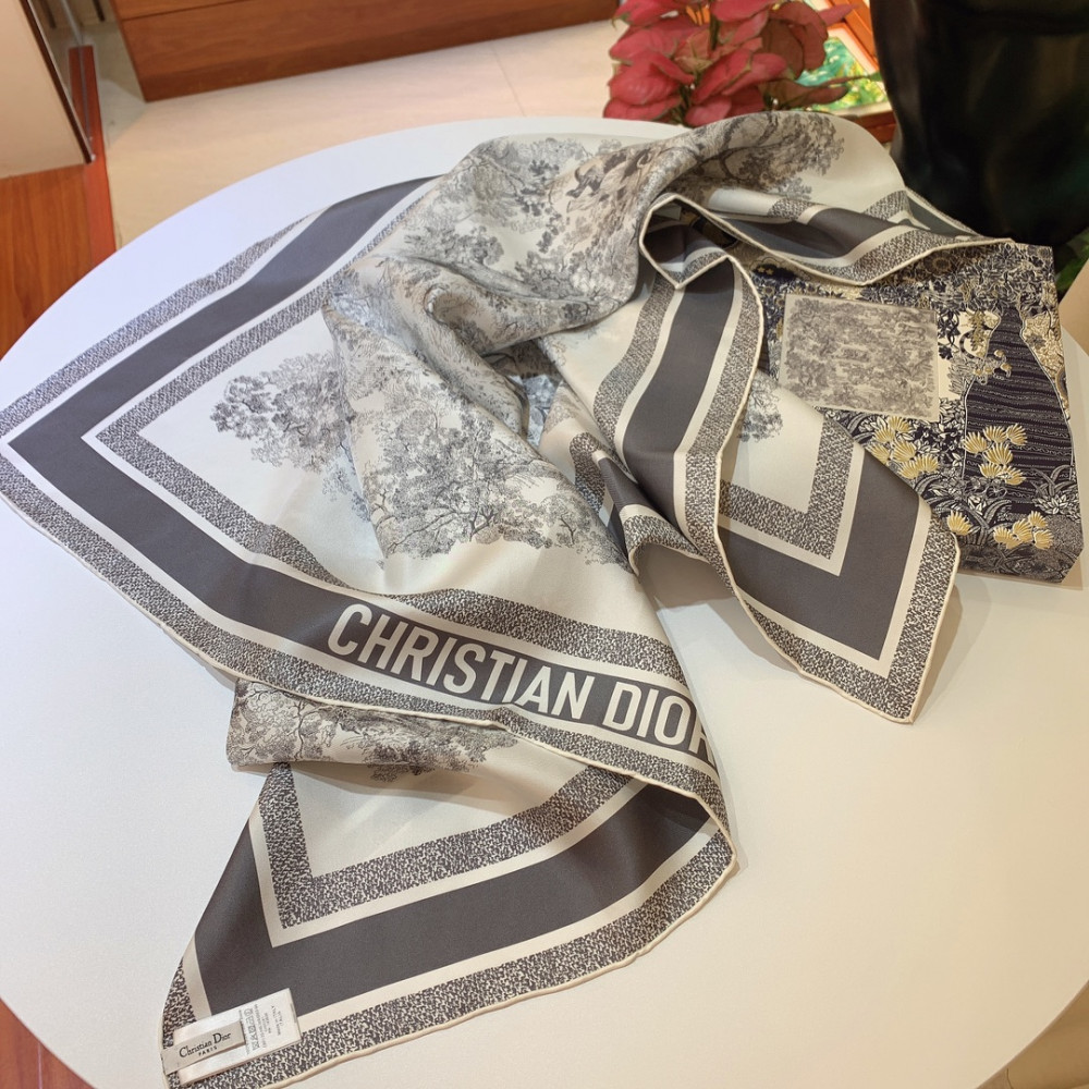 Dior 100% Mulberry Silk 90cm Scarf!  