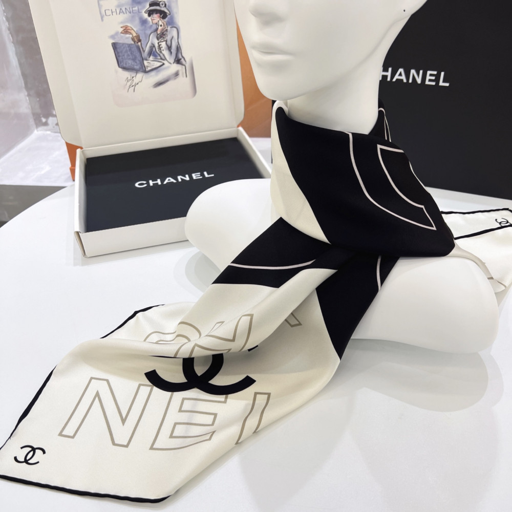 Chanel 100% silk 90cm square scarf!  