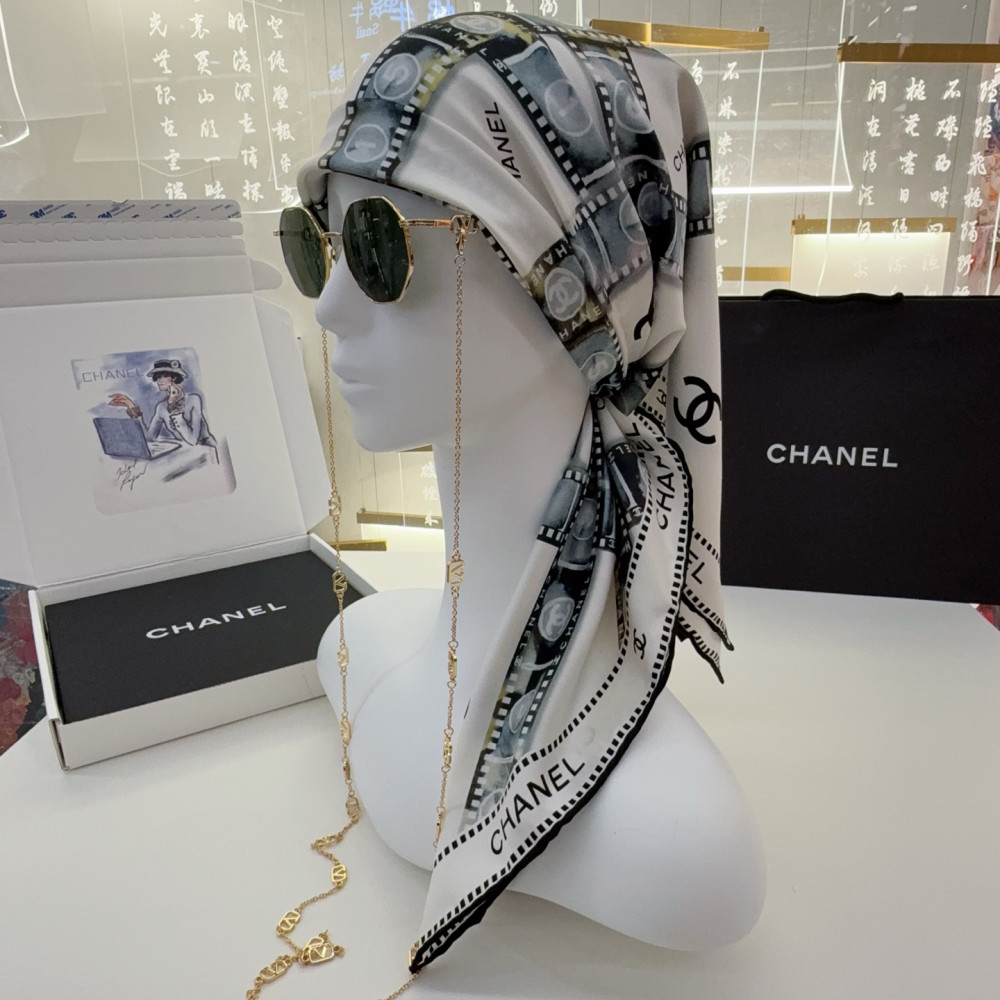 Chanel 100% silk 90cm square scarf!  