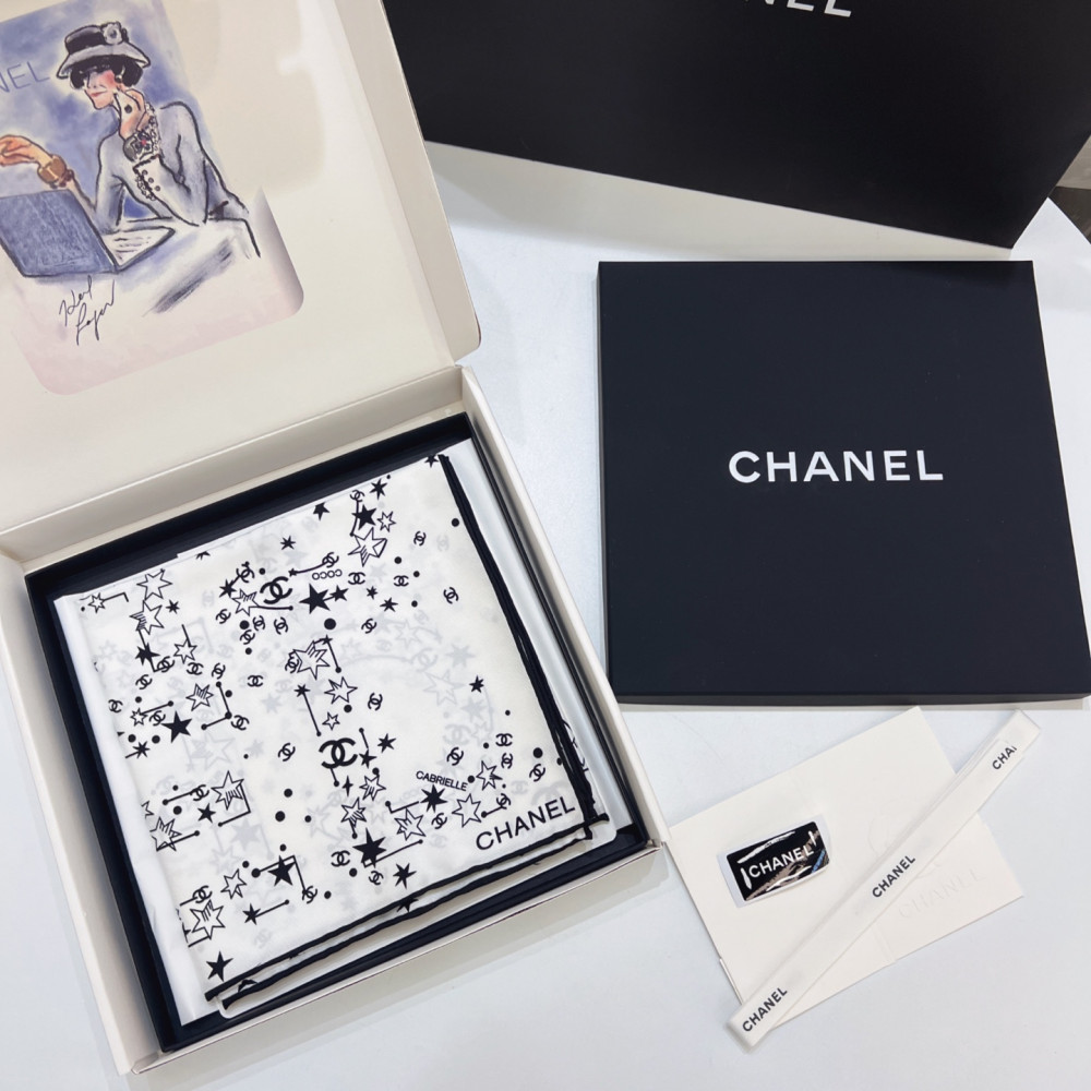 Chanel 100% silk 90cm square scarf!  