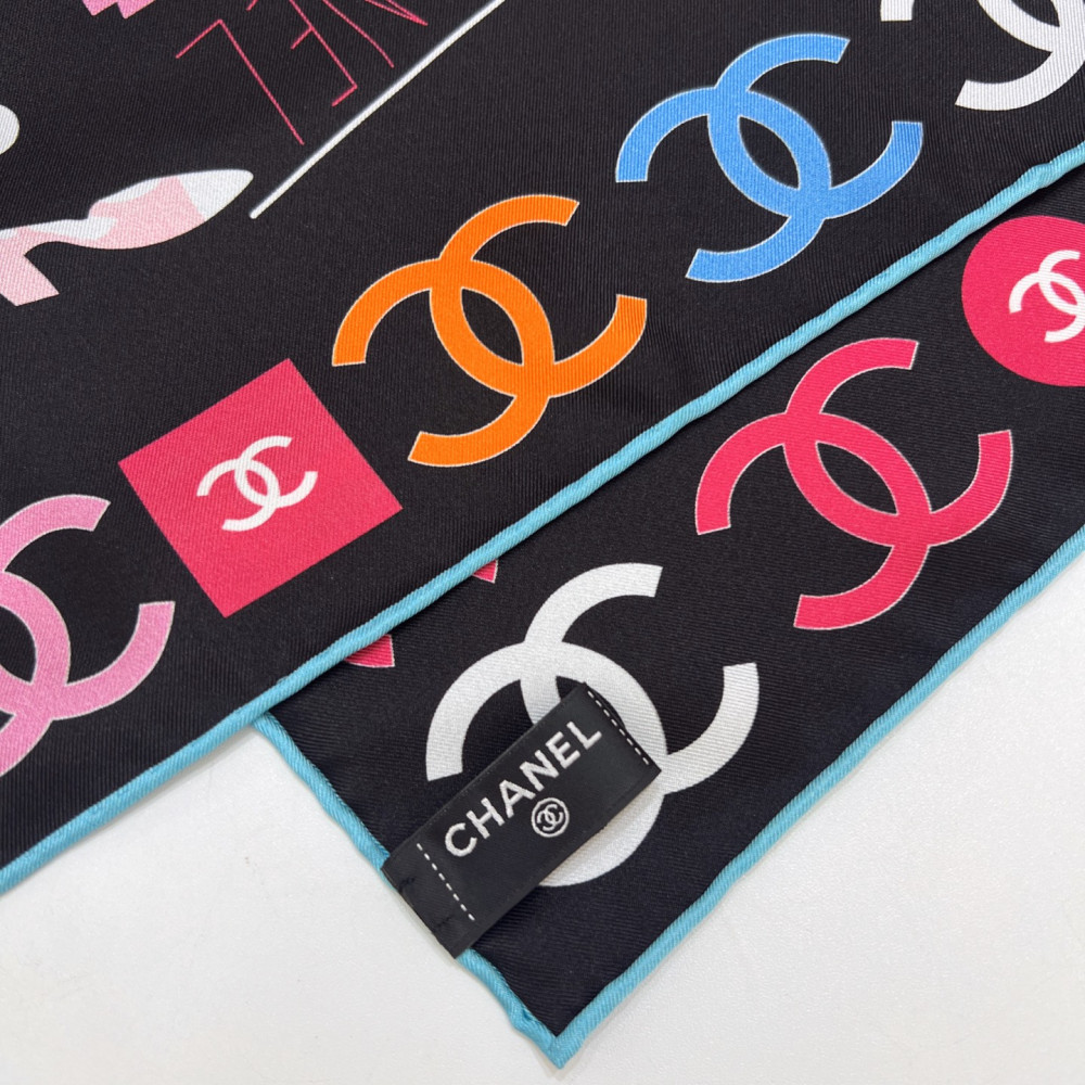 Chanel 100% silk 90cm square scarf!  