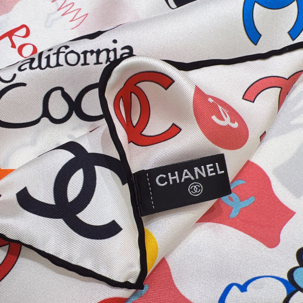 Chanel 100% silk 90cm square scarf!  