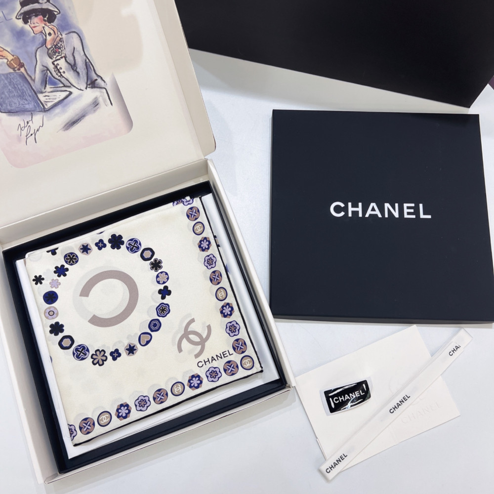 Chanel 100% silk 90cm square scarf!  