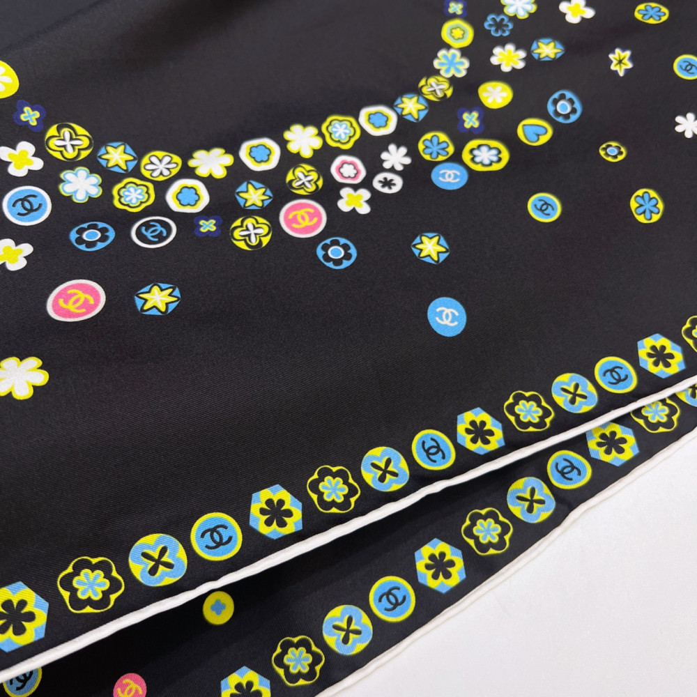 Chanel 100% silk 90cm square scarf!  