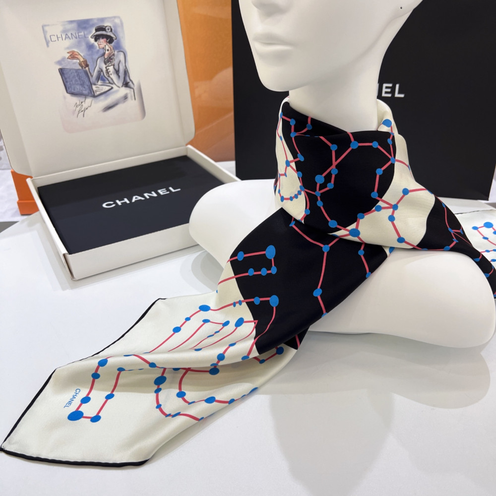 Chanel 100% silk 90cm square scarf!  