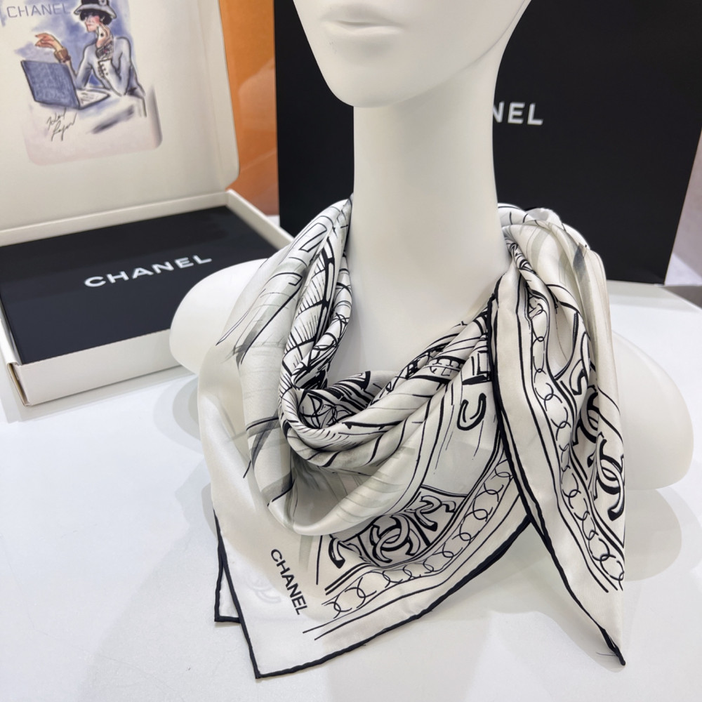 Chanel 100% silk 90cm square scarf!  