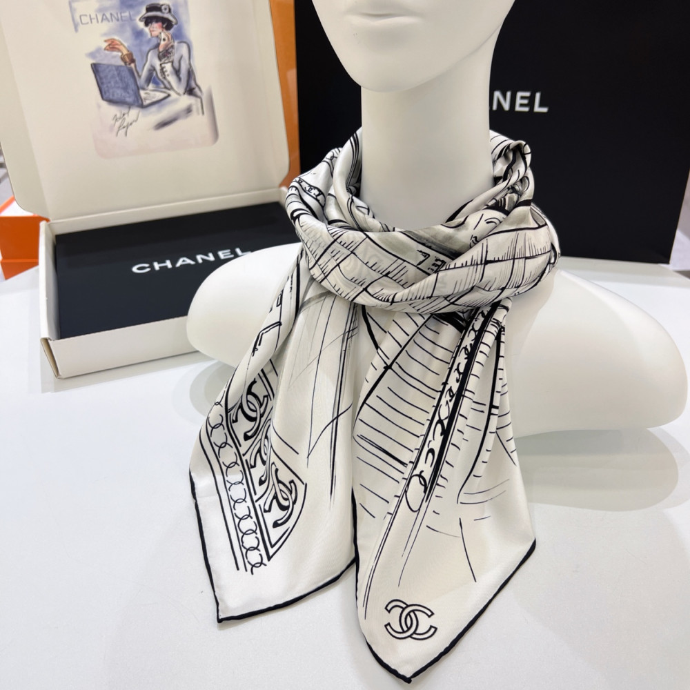 Chanel 100% silk 90cm square scarf!  