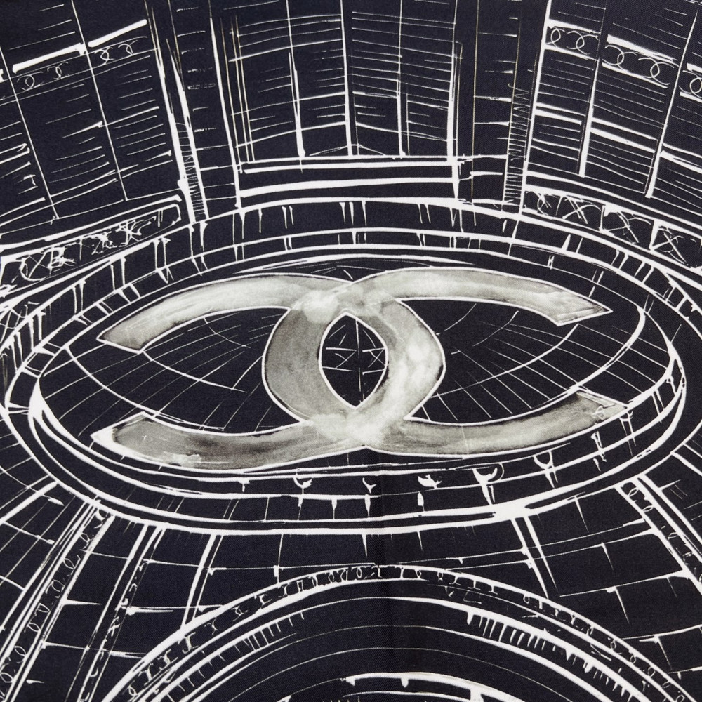 Chanel 100% silk 90cm square scarf!  