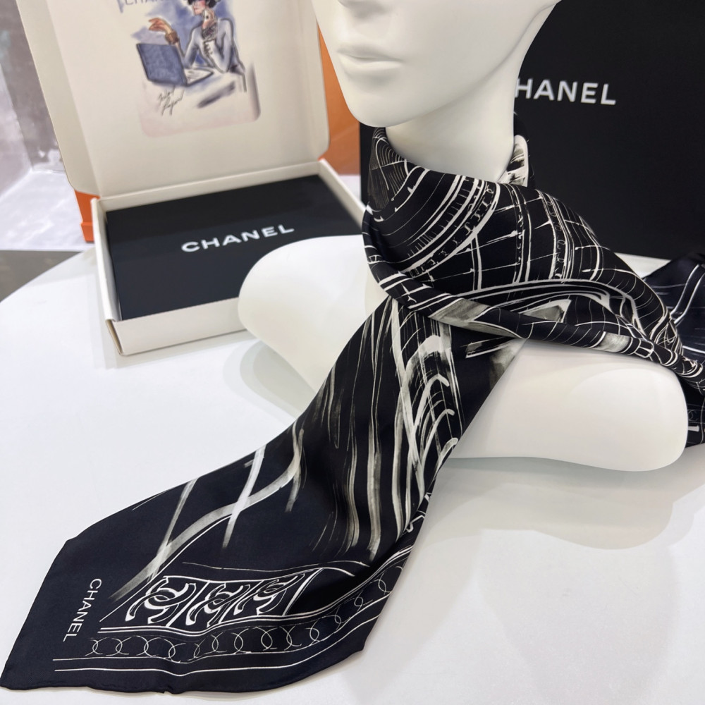Chanel 100% silk 90cm square scarf!  