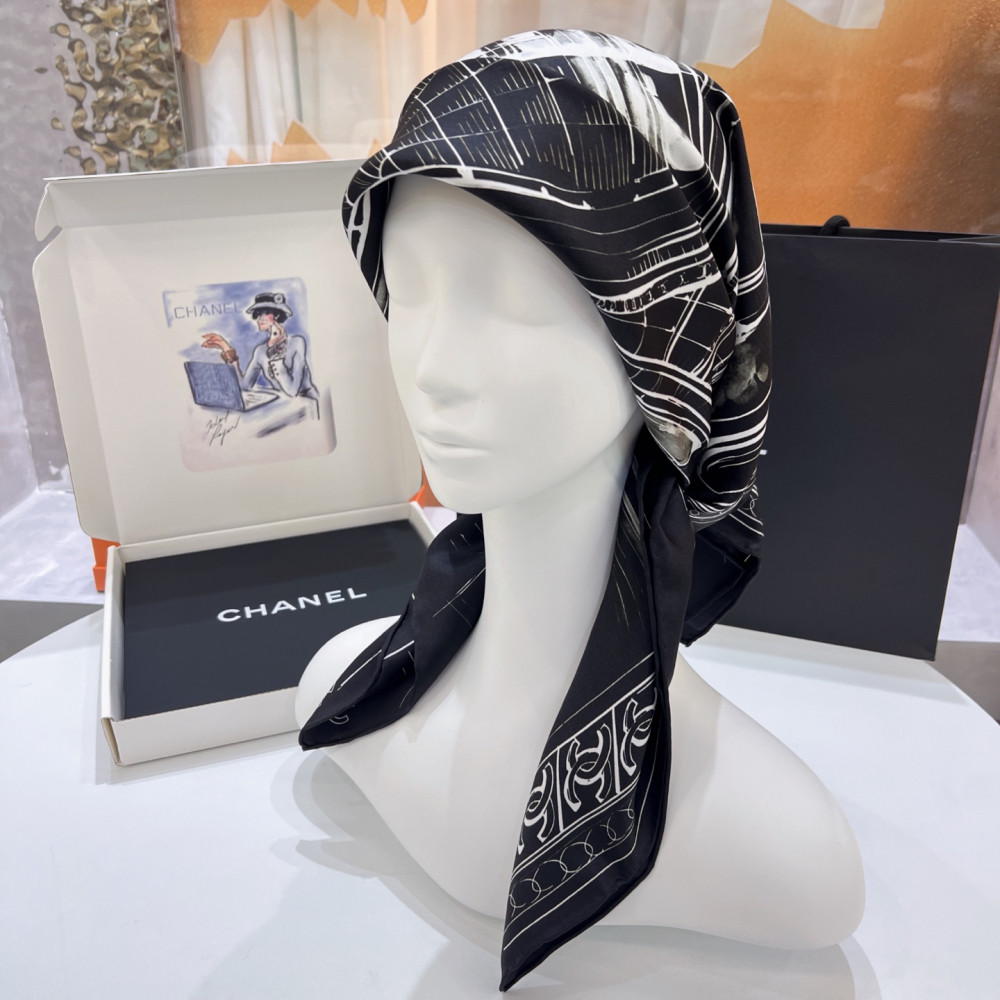Chanel 100% silk 90cm square scarf!  
