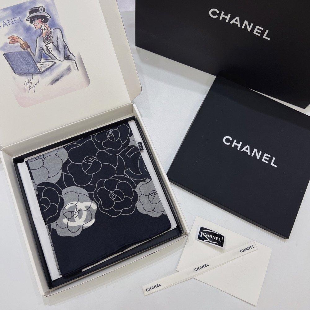 Chanel 100% silk 90cm square scarf!  