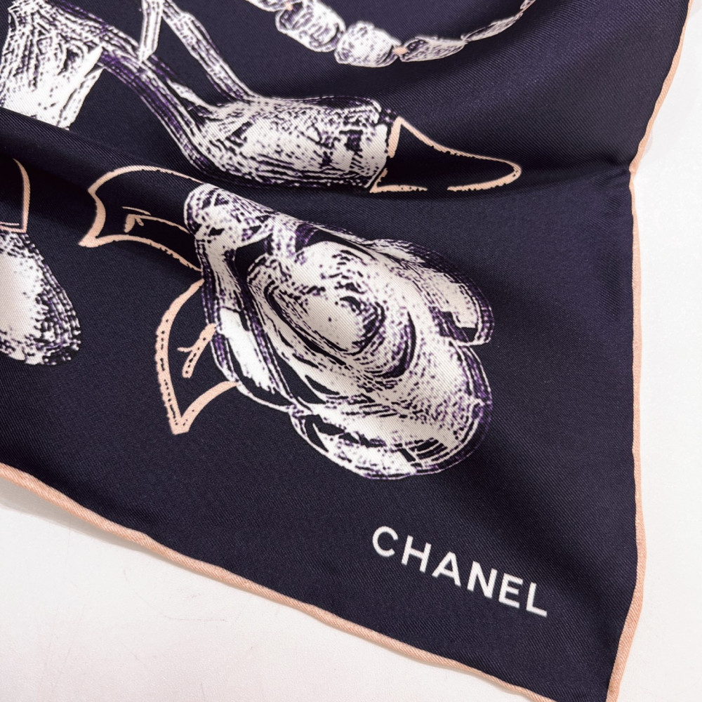 Chanel 100% silk 90cm square scarf!  