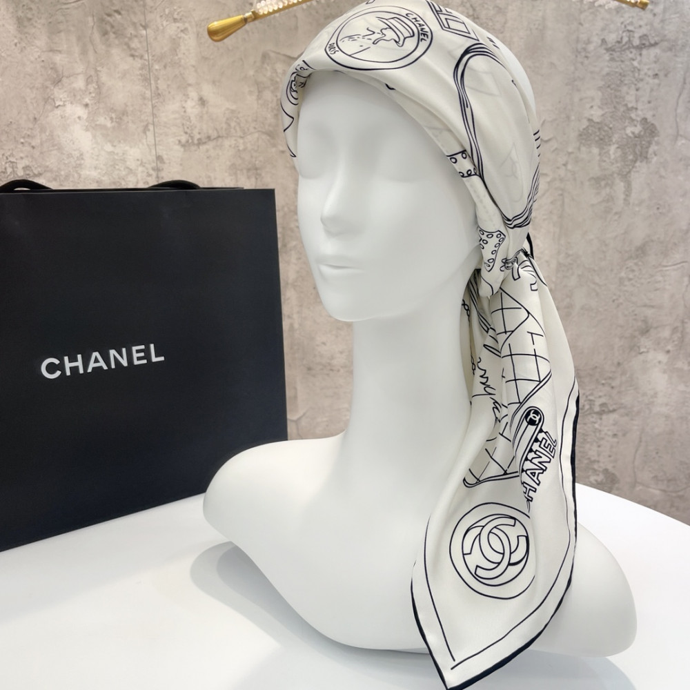 Chanel 100% silk 90cm square scarf!  
