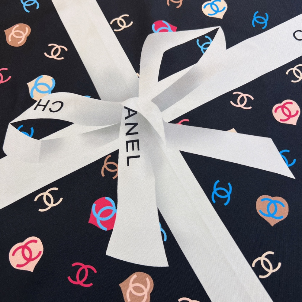 Chanel 100% silk 90cm square scarf!  