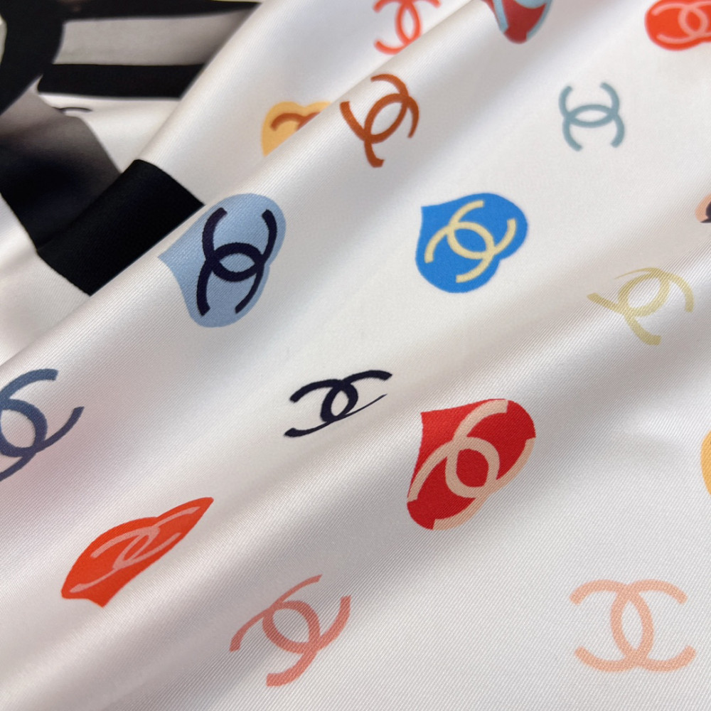 Chanel 100% silk 90cm square scarf!  