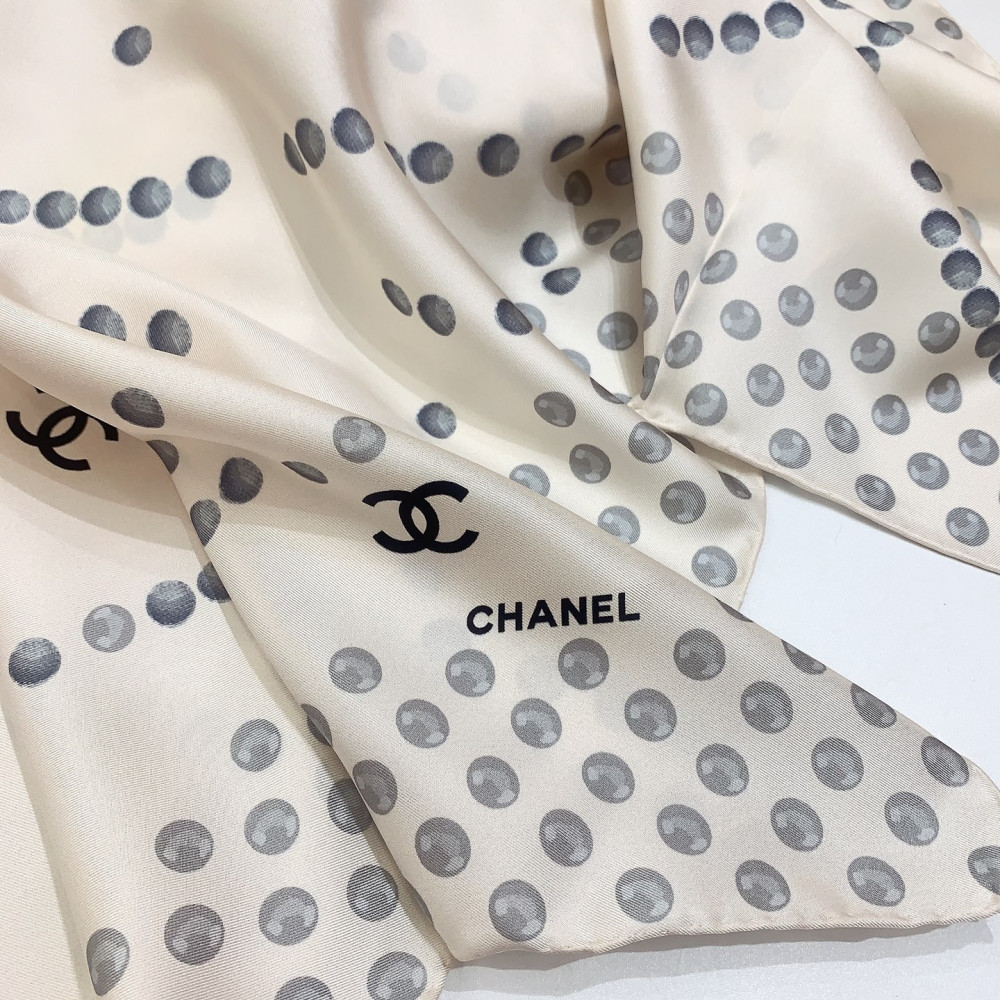 Chanel 100% silk 90cm square scarf!  