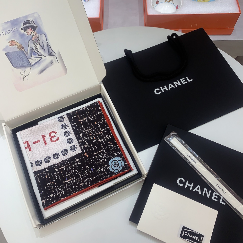 Chanel 100% silk 90cm square scarf!  