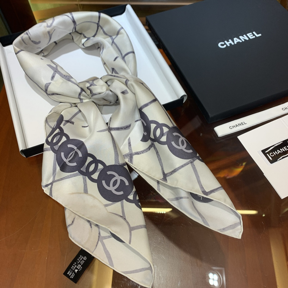Chanel 100% silk 90cm square scarf!  