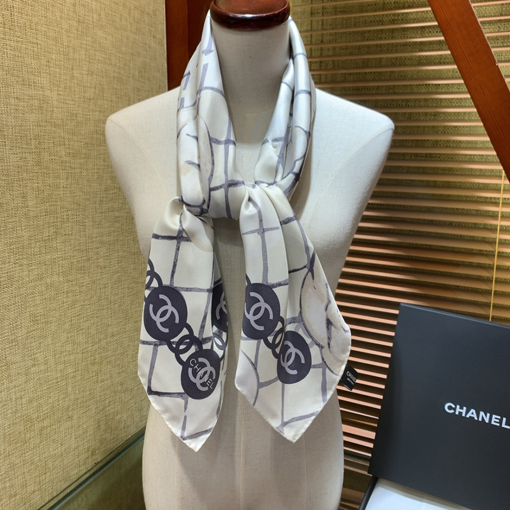 Chanel 100% silk 90cm square scarf!  