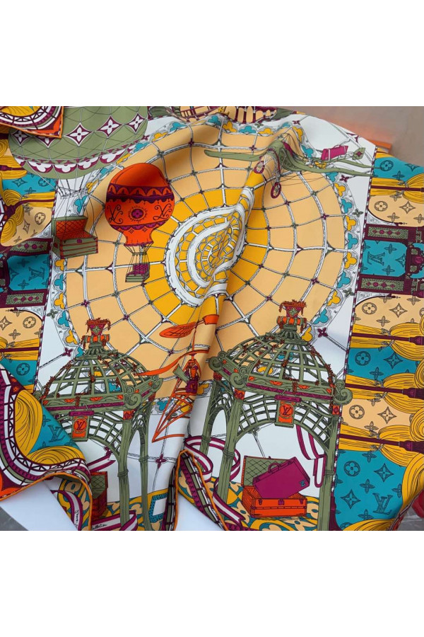 Louis Vuitton 100% Mulberry Silk 90cm Scarf!  