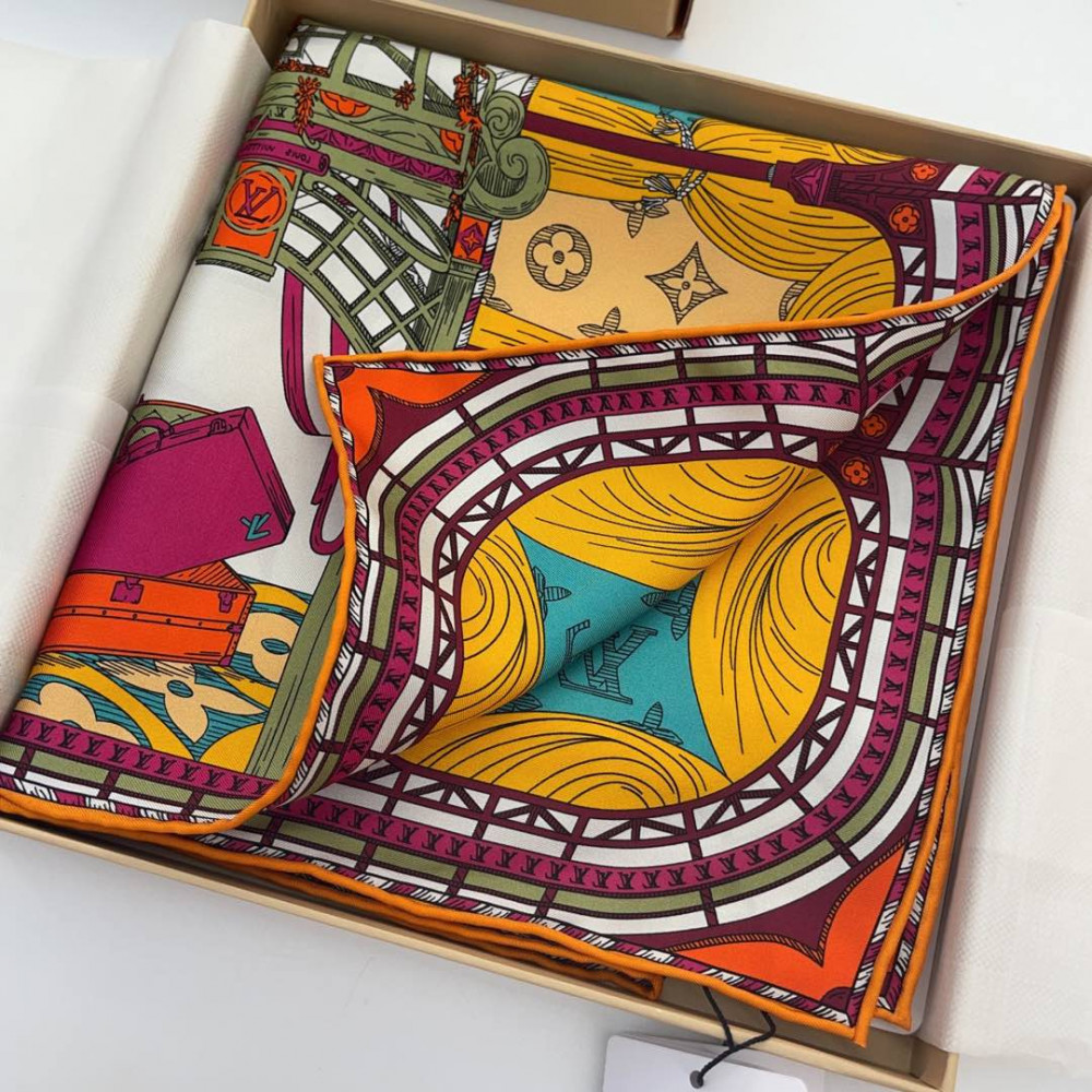 Louis Vuitton 100% Mulberry Silk 90cm Scarf!  