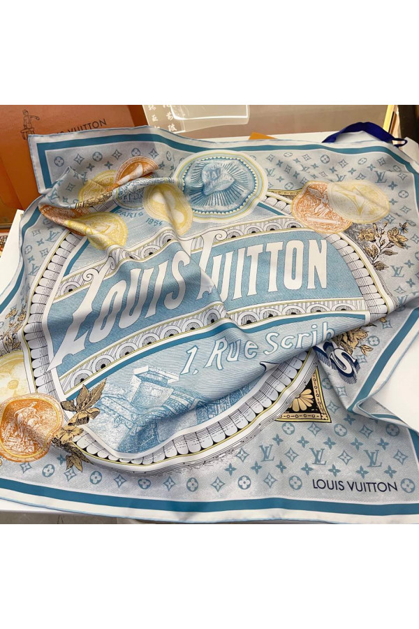 Louis Vuitton 100% Mulberry Silk 90cm Scarf!  