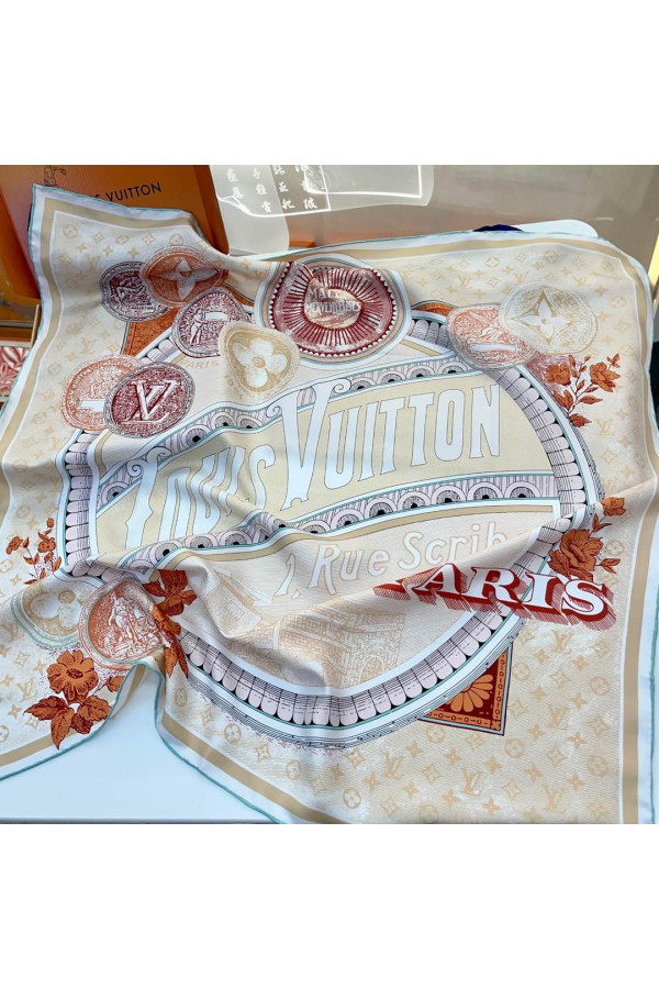 Louis Vuitton 100% Mulberry Silk 90cm Scarf!  