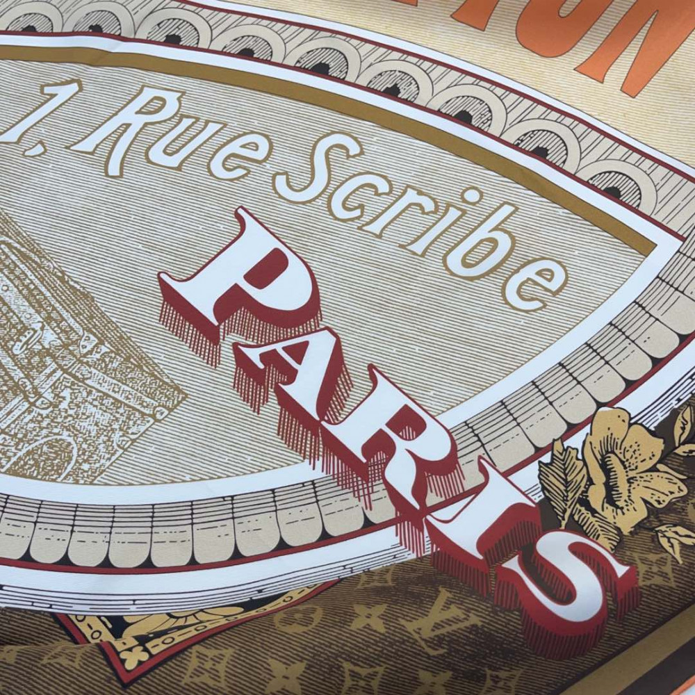 Louis Vuitton 100% Mulberry Silk 90cm Scarf!  