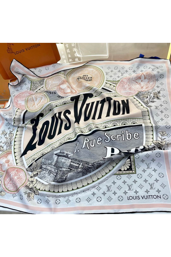 Louis Vuitton 100% Mulberry Silk 90cm Scarf!  