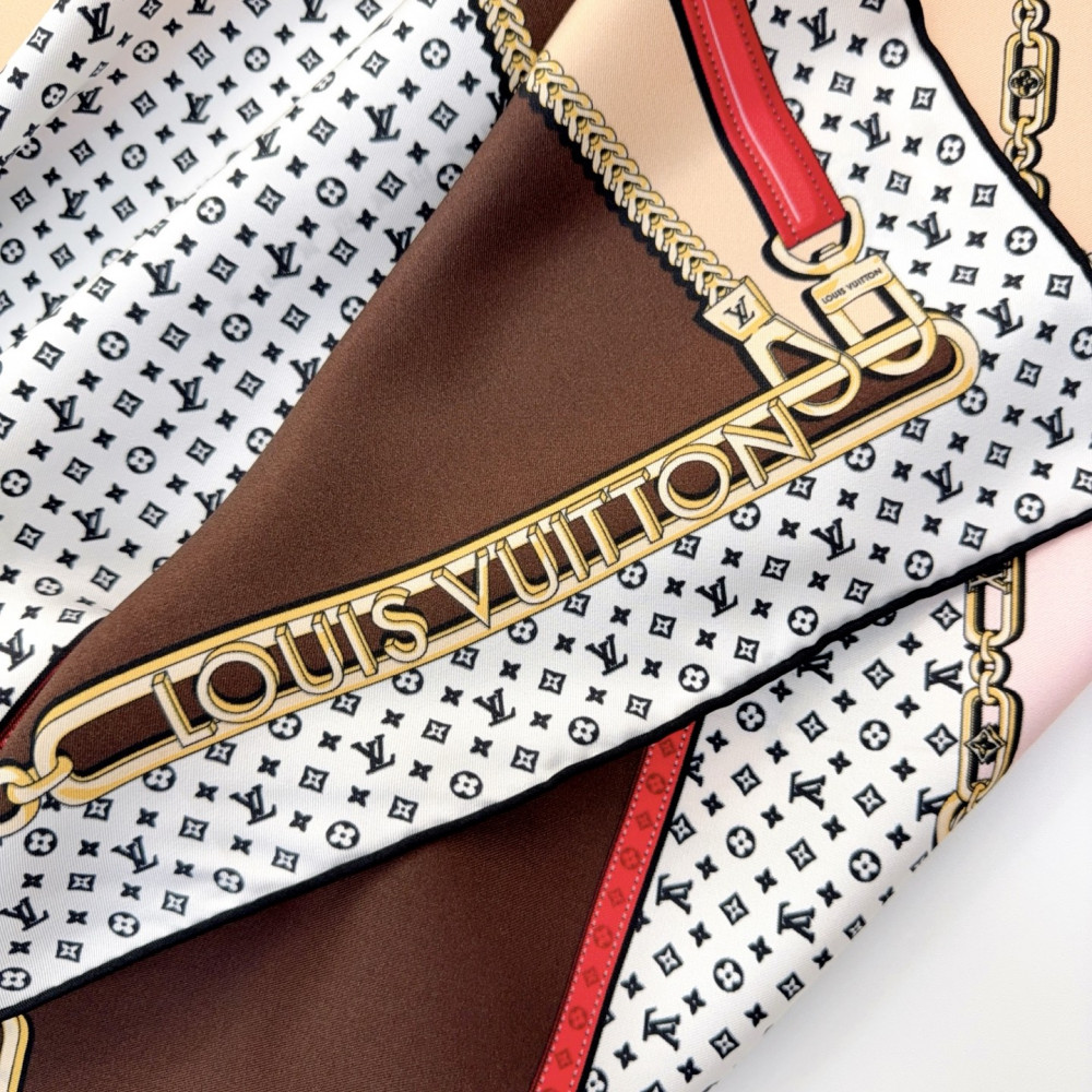 Louis Vuitton 100% Mulberry Silk 90cm Scarf!  